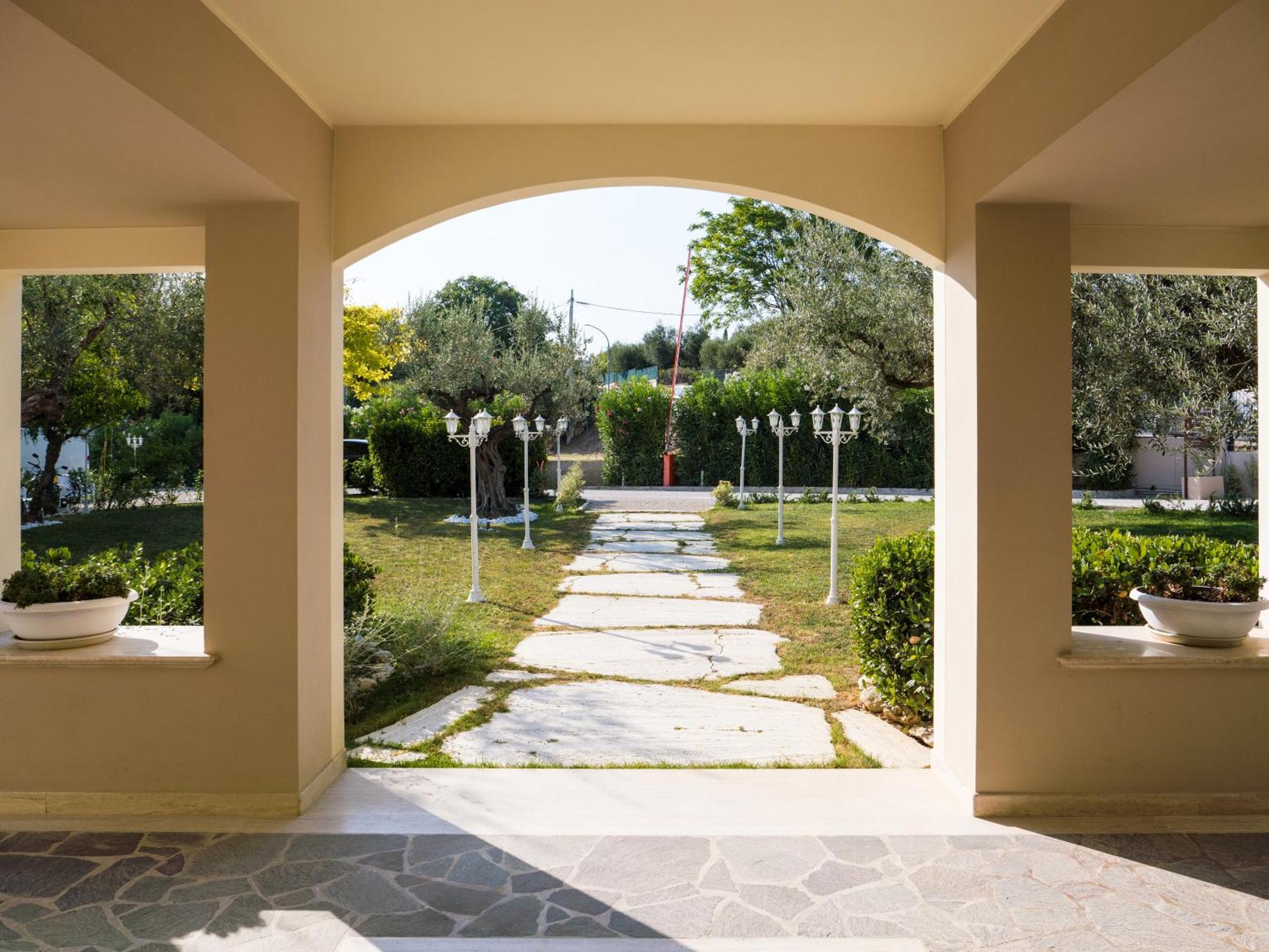 Giardino Dei Principi D'Abruzzo Città Sant'Angelo Exterior foto